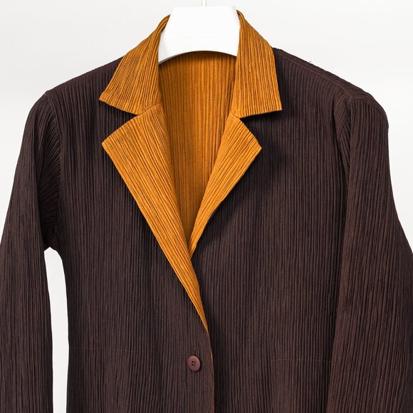 Issey Miyake Brown Pleated-Satin Blazer - Picture 3 of 10